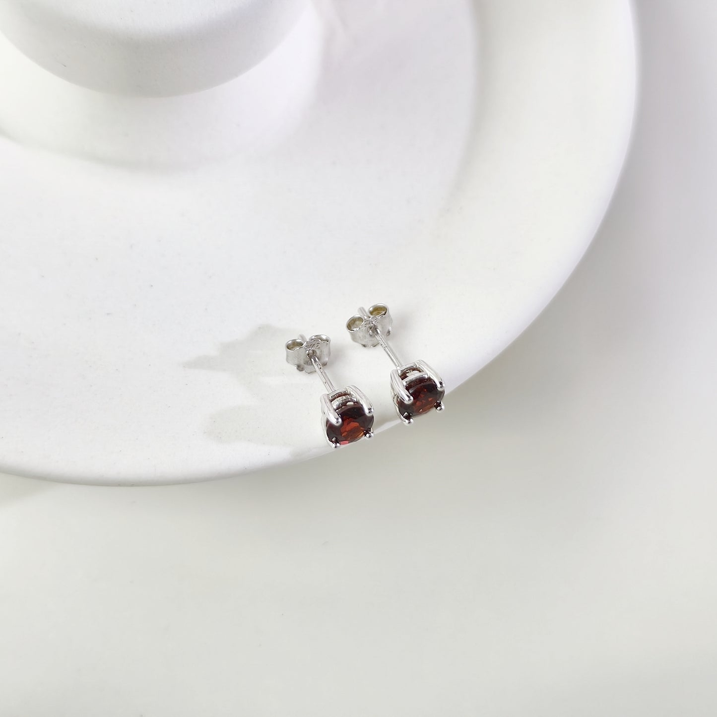 Garnet Stud Earrings 5mm