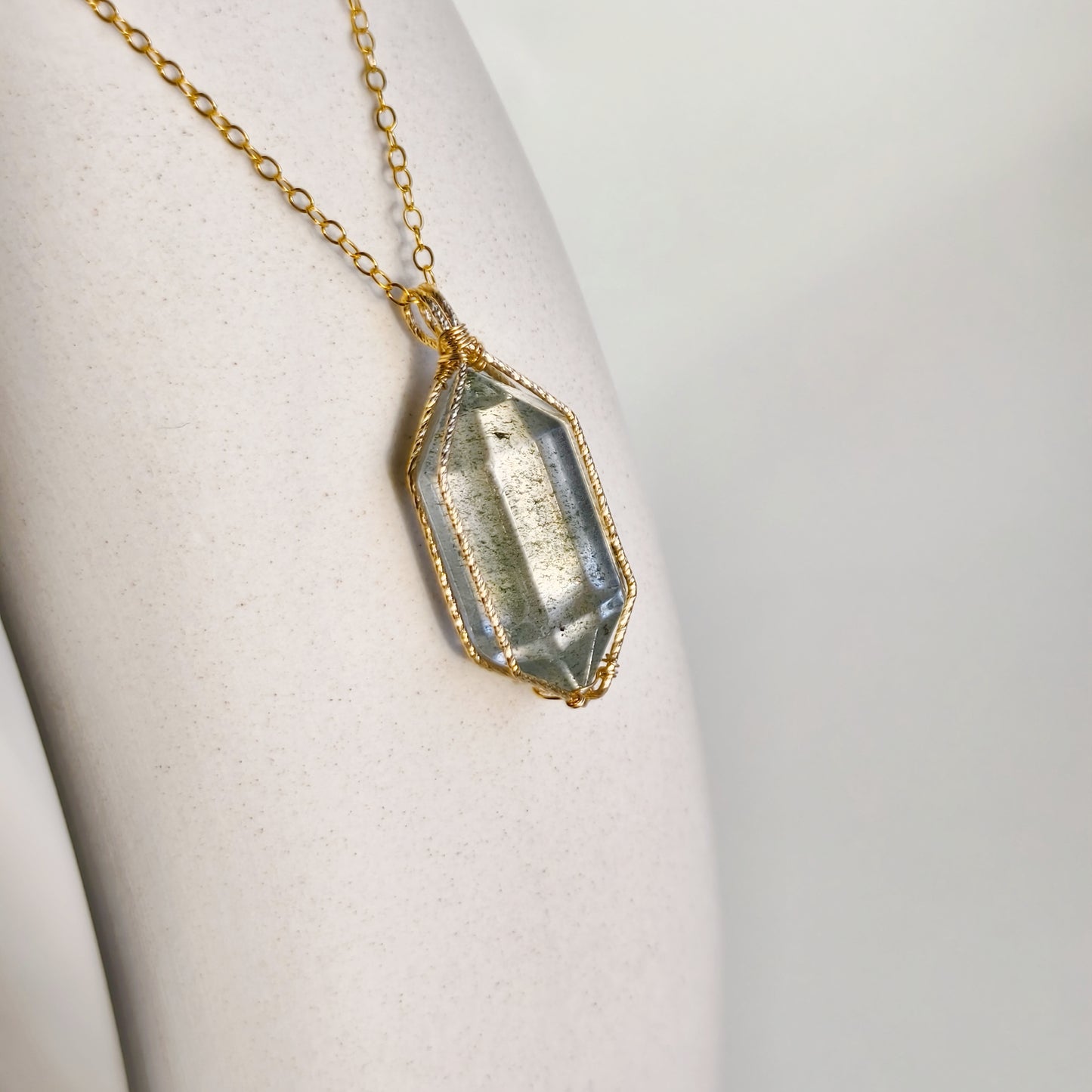 Green Phantom Quartz Necklace No.001